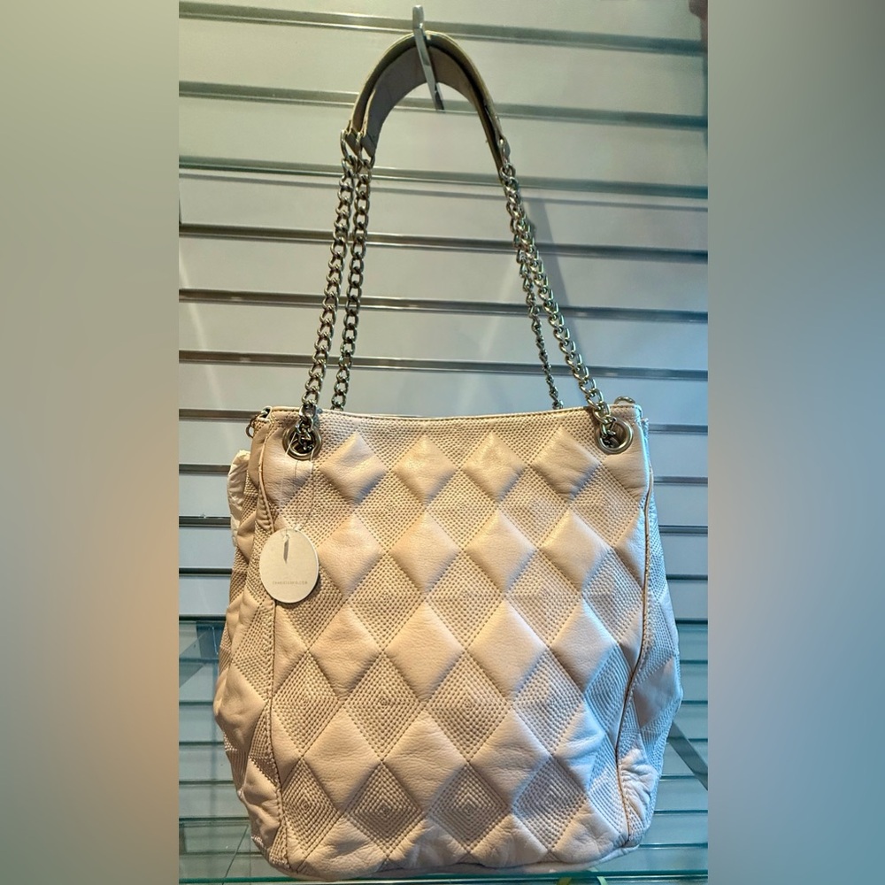 NWT Cream Genuine Leather Quilted Shoulder Bag - designer direct